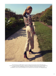 10-MALGOSIA_BELA_HARPERS_BAZAAR_GERMANY_FEBRUARY_2015_SOFIA_SANCHEZ_MAURO_MONGIELLO-141