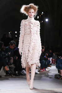 Alexander-Mcqueen-RTW-FW15-Paris-2665-1426013656-bigthumb