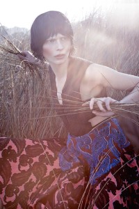 Monika-Sawicka-Vogue-Ukraine-Agata-Pospieszynska-09-620x930