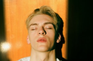 Dominik-Sadoch-by-Louis-Cattelat-1
