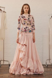 32-alexander-mcqueen-resort-2018