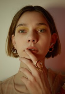 Vogue-Poland-March-2018-Jude-Gralak-Aurelia-Le-5